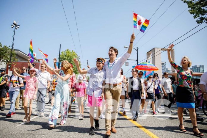 Federal leaders march at Vancouver Pride